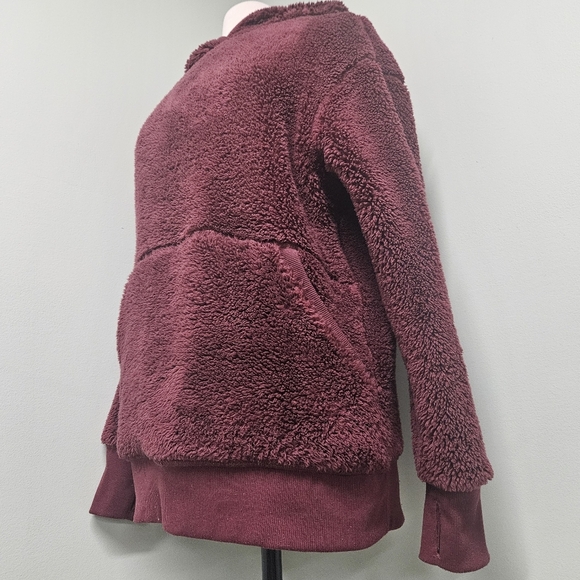 Athleta Solstice Reversible Sherpa Crew Womens Sweater Hoodie Maple Red XSmall - Picture 10 of 13